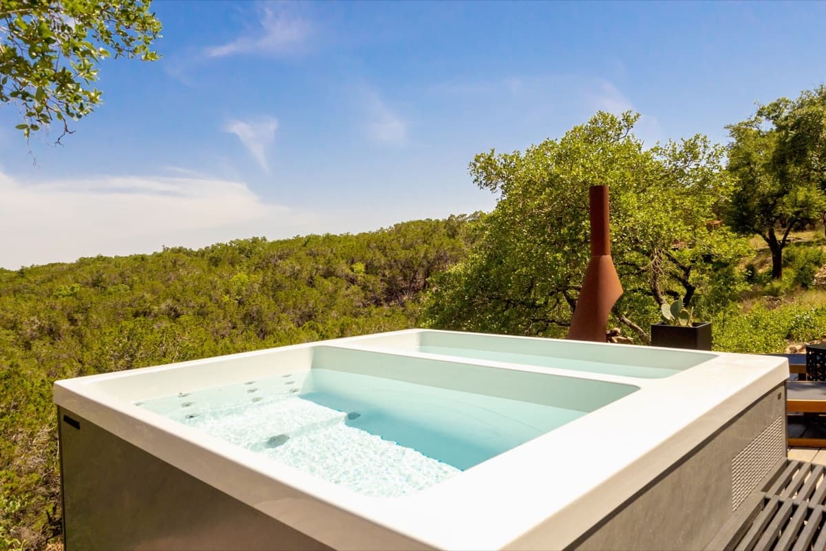 Premium dual cold plunge and hot tub system